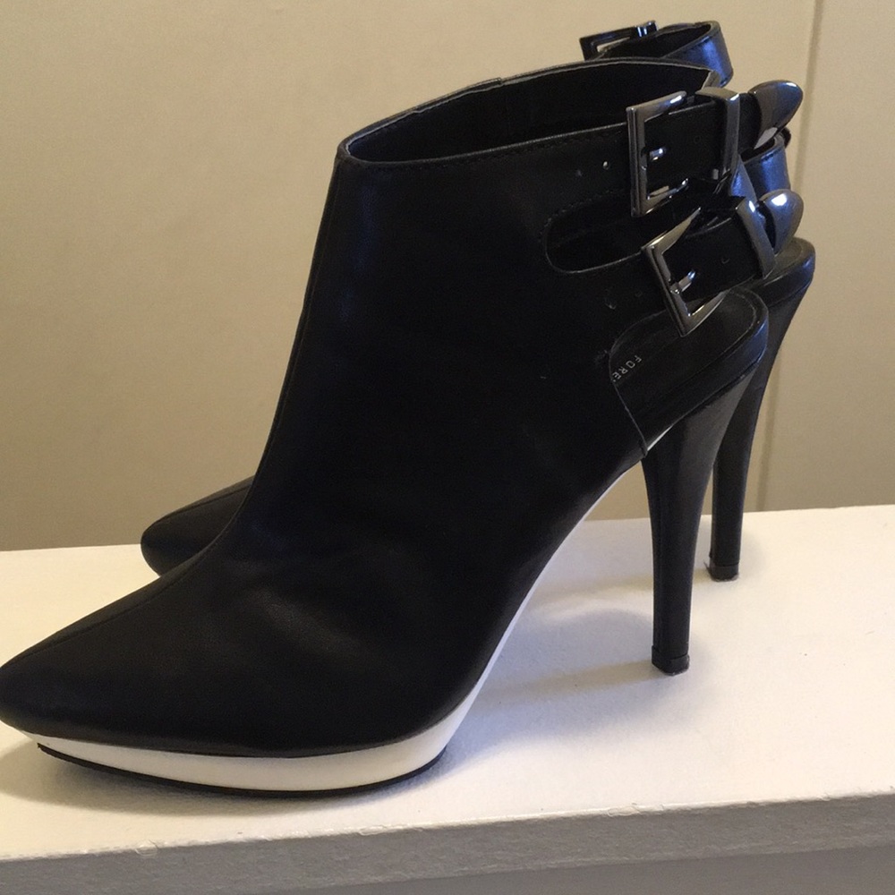 Booties - Picture 3 of 3